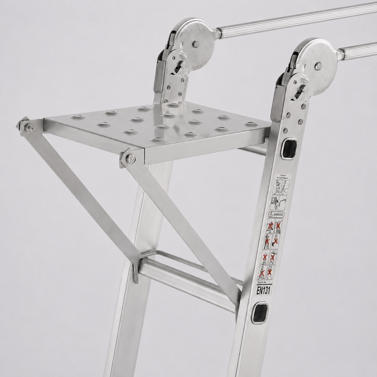 Eikvar TakMate™ – Stabiliserer stigen og beskytter takrennen